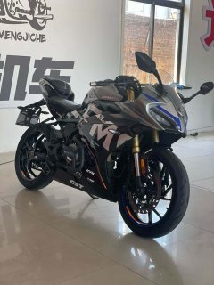 CFMOTO 250SR - photo 1