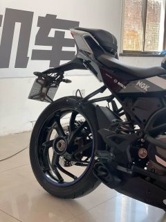 CFMOTO 250SR - photo 4