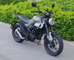 Sundiro Honda CBF190TR - ფოტო 1