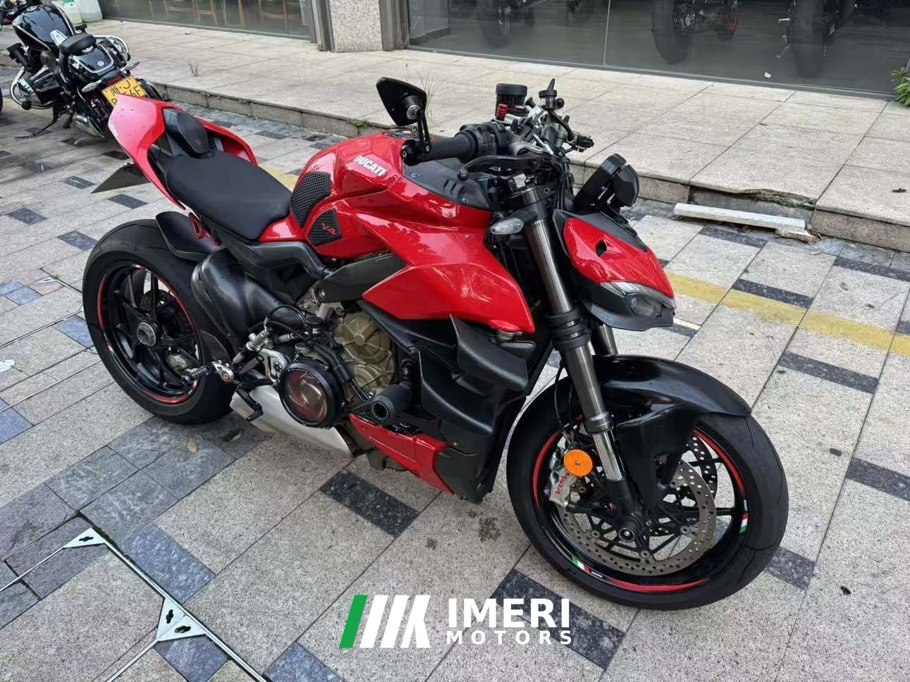 2021 Ducati Street Fighter V4