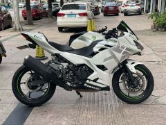 Kawasaki Ninja 400 - ფოტო 1