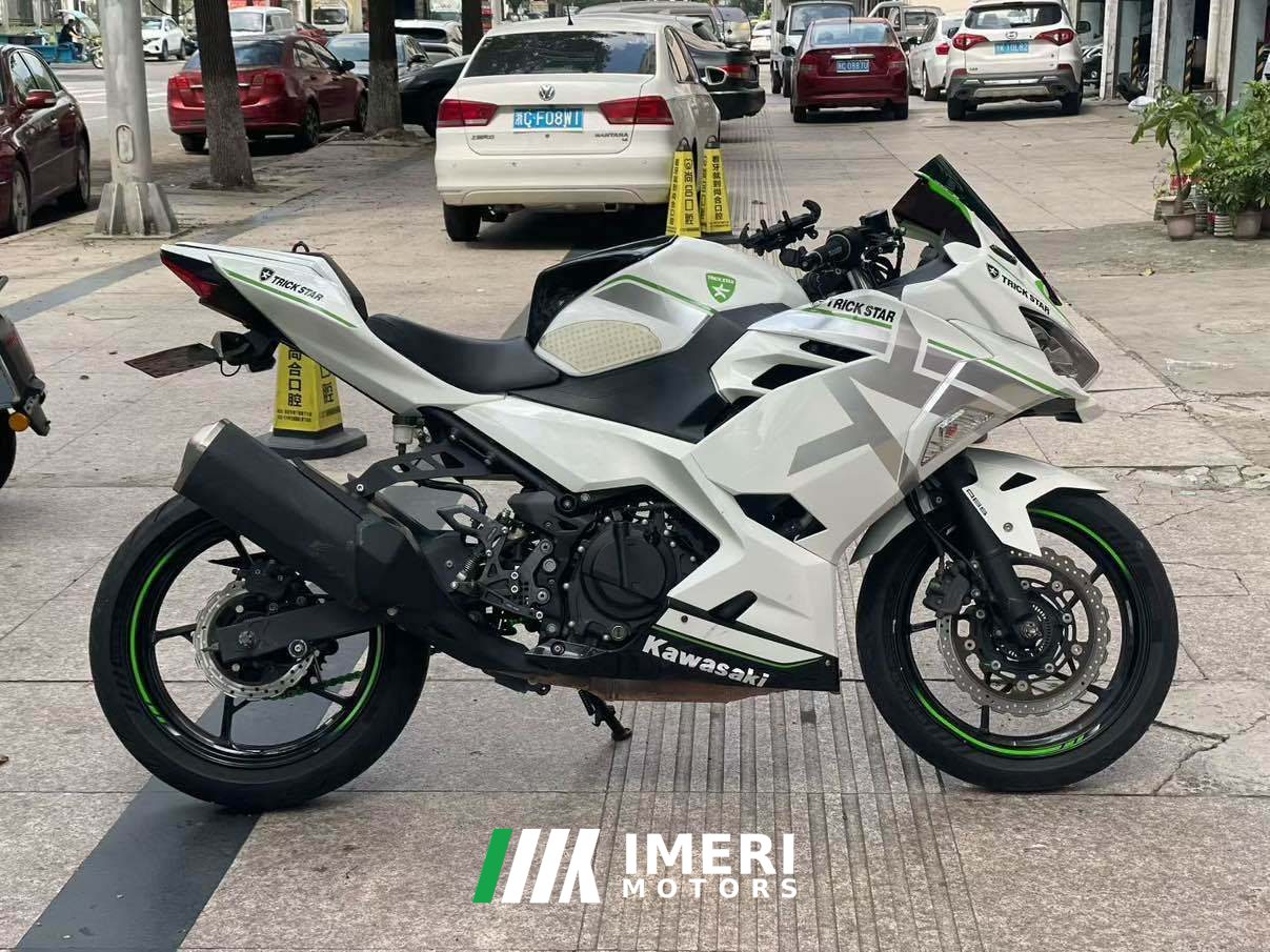 2021 Kawasaki Ninja 400