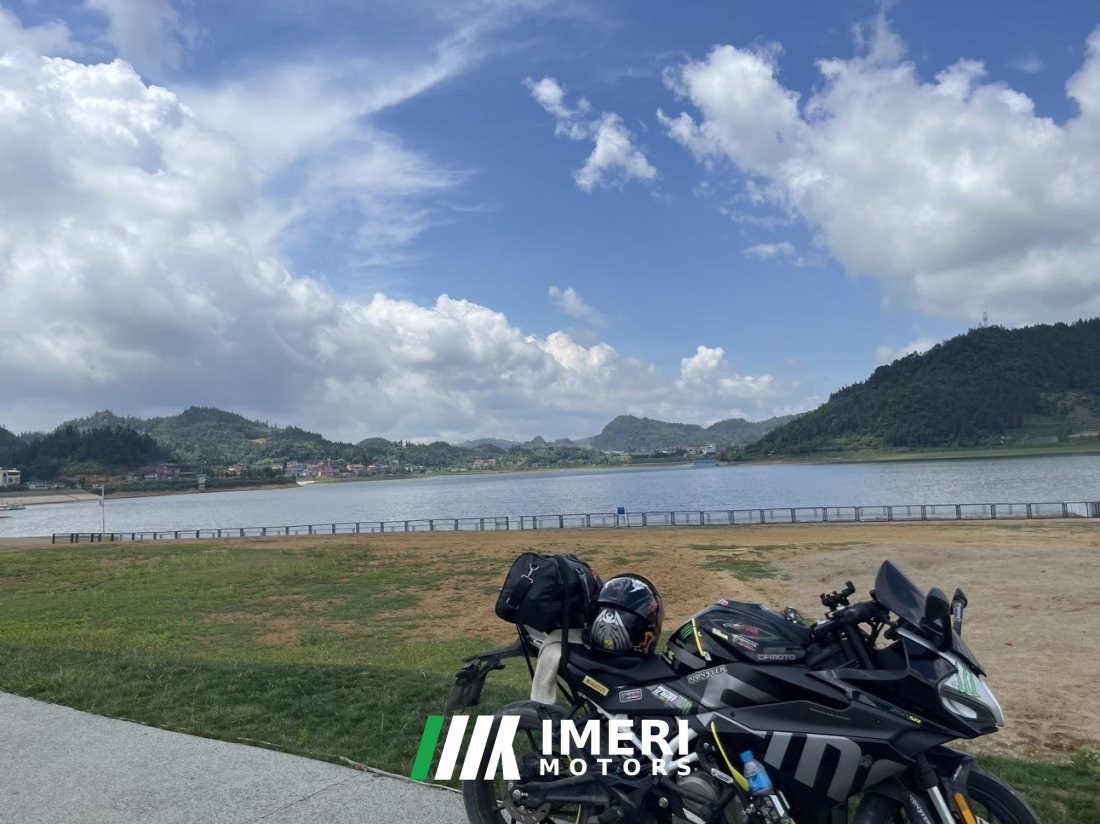 CFMOTO 250SR - motorcycle from China