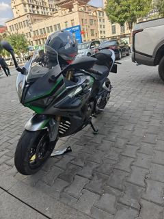 QJMOTOR Roewe i5 550 / Sai 550 *(Context-dependent, usually referring to the motorcycle "Sai 550" or Roewe car v - photo 1