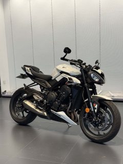 Triumph Street Triple 765 - ფოტო 1