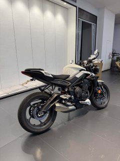 Triumph Street Triple 765 - ფოტო 3