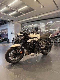 Triumph Street Triple 765 - ფოტო 4