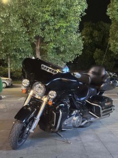 Harley-Davidson Flagship Glide Limited 1868 cc - ფოტო 6