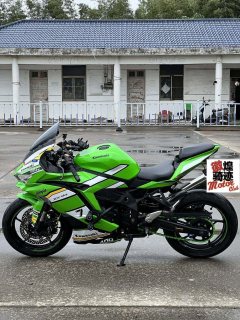 Kawasaki ZX-4R 400 cc - ფოტო 9