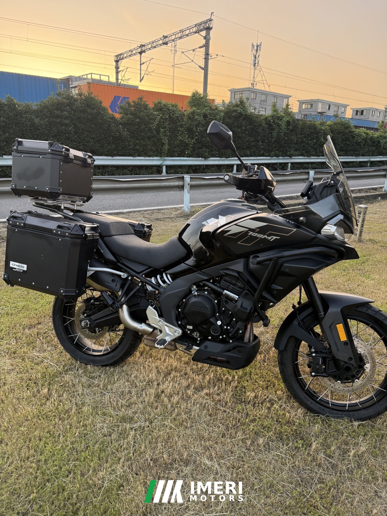 2025 CFMOTO 700MT