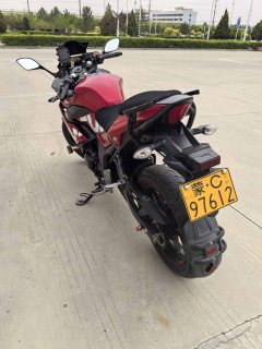 Haojue Suzuki GSX250R - ფოტო 3