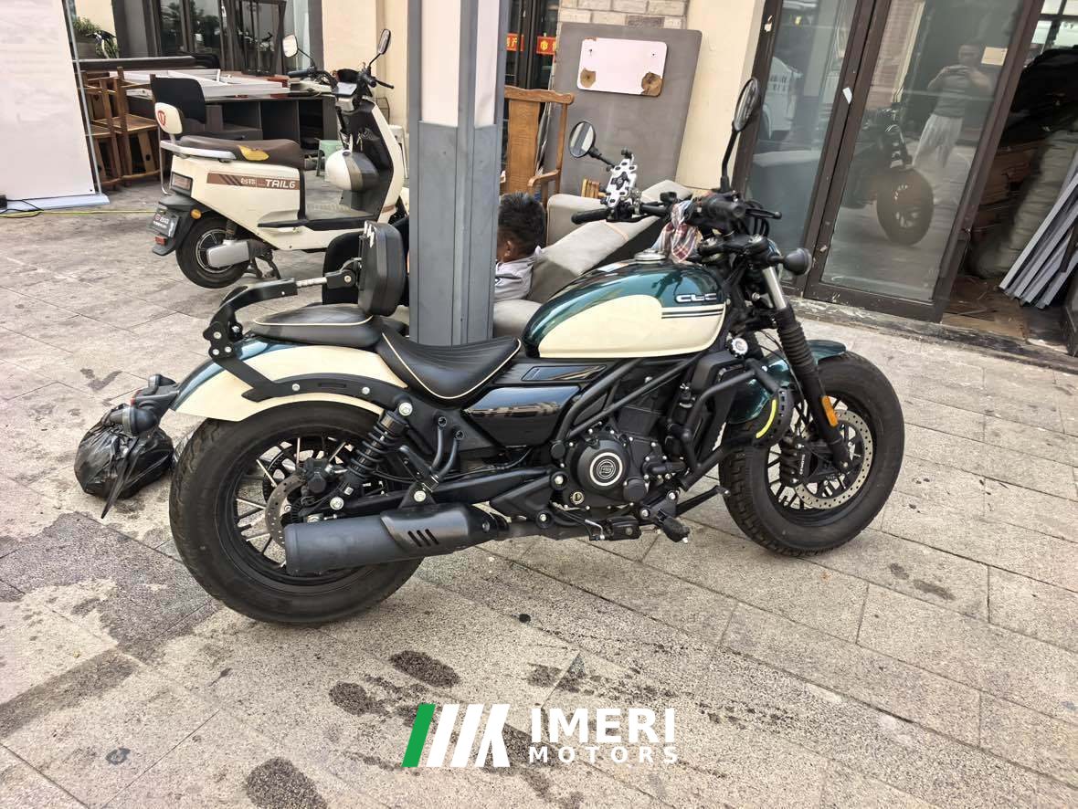 2024 CFMOTO 250CL-C