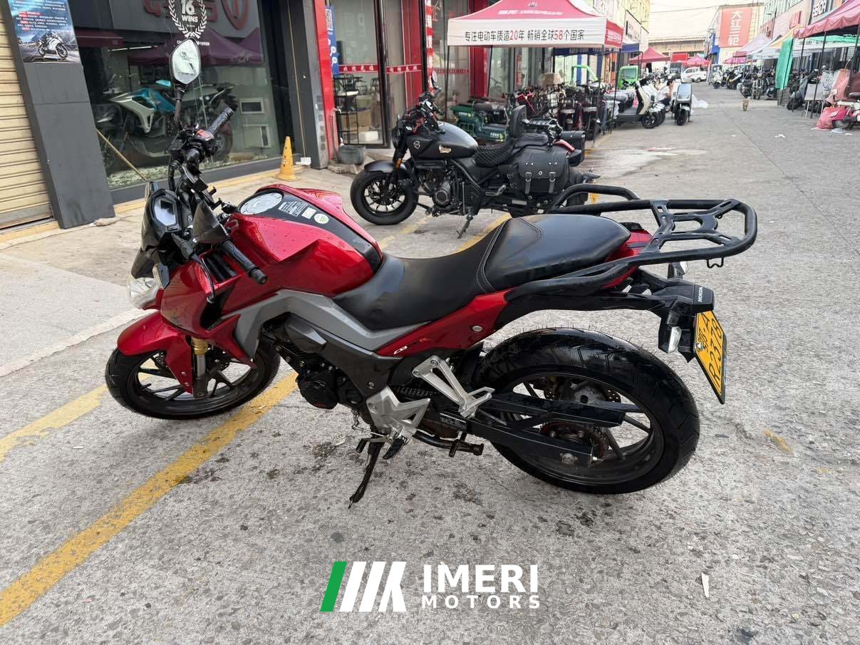 2018 Wuyang Honda CB190R Blazing Eye