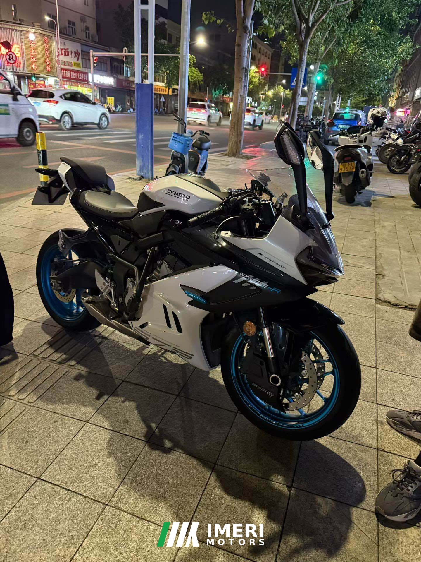 2024 CFMOTO 675SR-R