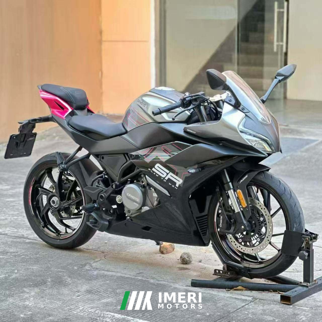 2024 CFMOTO 250SR