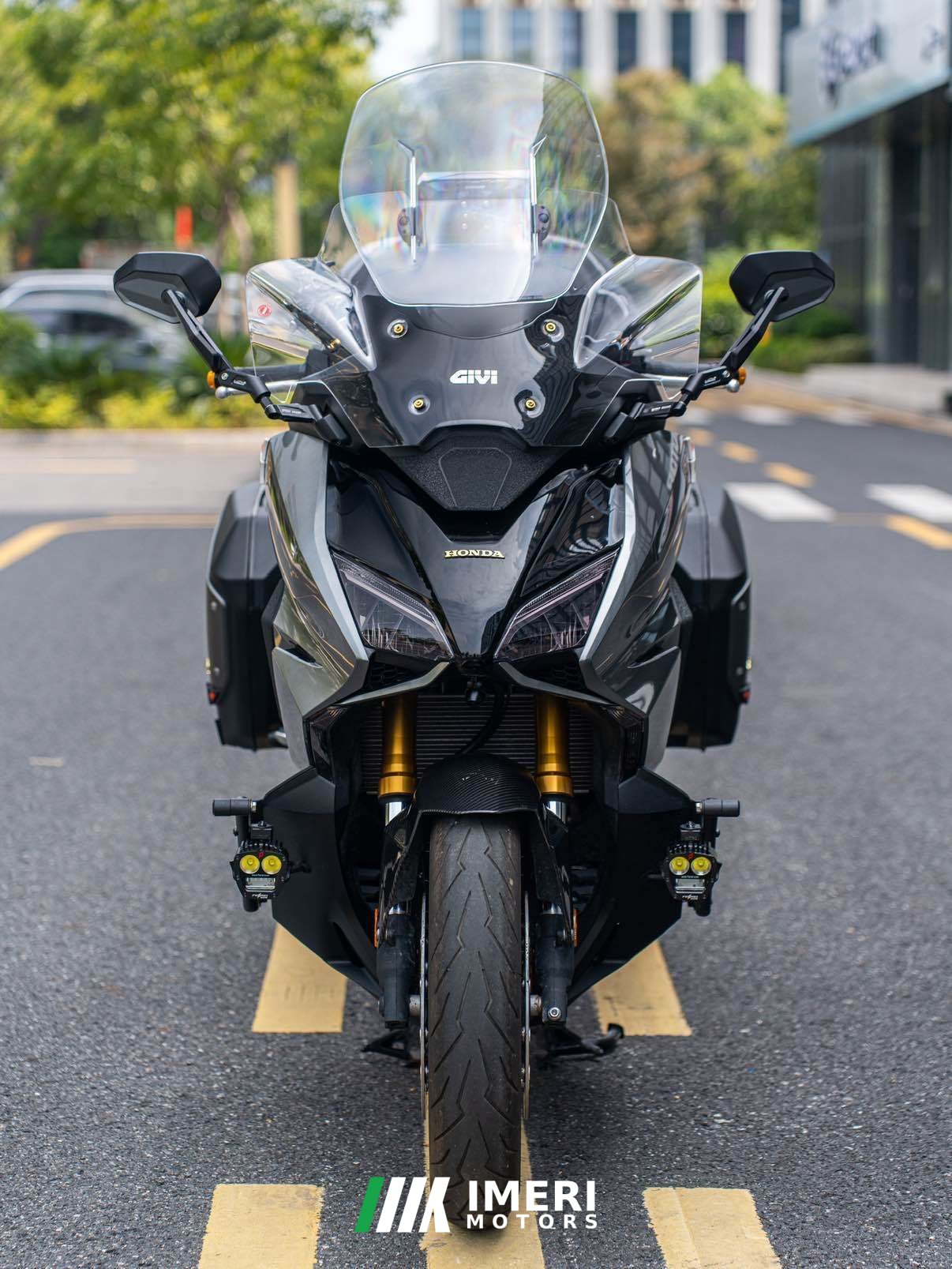 2023 Honda NSS750