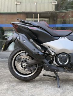 Yamaha TMAX 560 cc - ფოტო 8