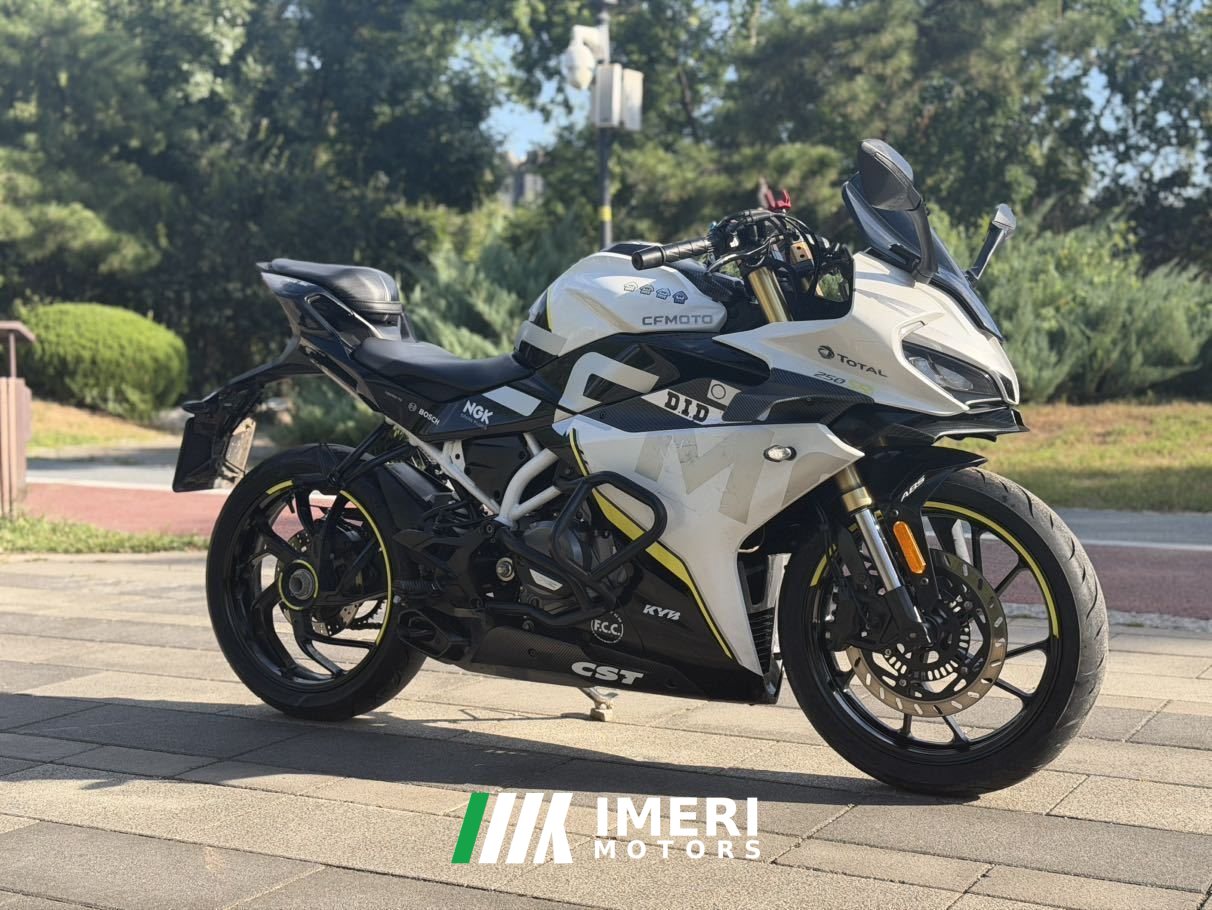 2022 CFMOTO 250SR