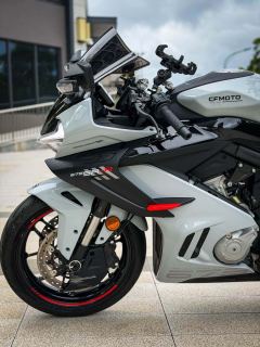 CFMOTO 675SR-R - ფოტო 3
