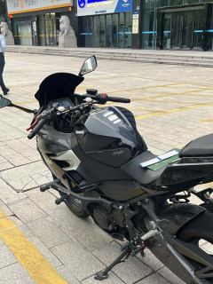 Kawasaki Ninja 400 - ფოტო 3