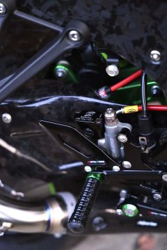 Kawasaki ZX-4R 400 cc - ფოტო 9