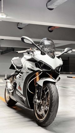 Ducati SuperSport 950 cc - ფოტო 2