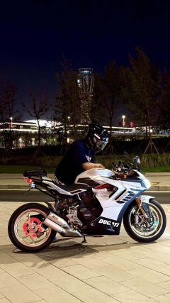 Ducati SuperSport 950 cc - ფოტო 9