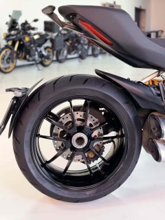 Ducati Diavel 1200 cc - ფოტო 6