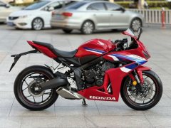 Honda CBR650R - photo 3