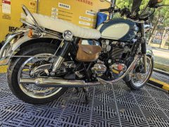 Triumph Bonneville T120 1200 cc - photo 7