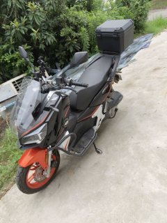 QJMOTOR Hong 150ADV - ფოტო 1