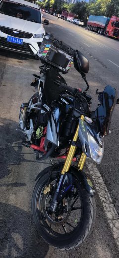 Wuyang Honda CB190R - ფოტო 1