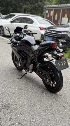 Haojue Suzuki GSX250R - photo 5