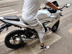 Haojue Suzuki GSX250R - ფოტო 3