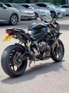 Honda CBR650R - photo 3