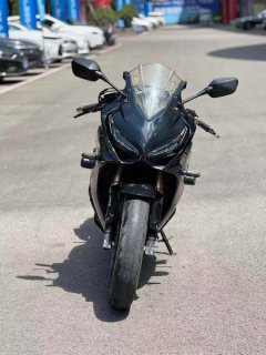 Honda CBR650R - photo 5