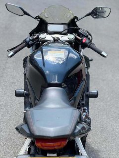 Honda CBR650R - photo 6