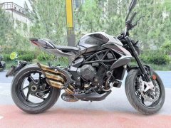 MV Agusta Brutale 800 - ფოტო 3