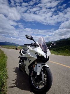QJMOTOR Roewe i5 550 / Sai 550 *(Context-dependent, usually referring to the motorcycle "Sai 550" or Roewe car v - photo 1