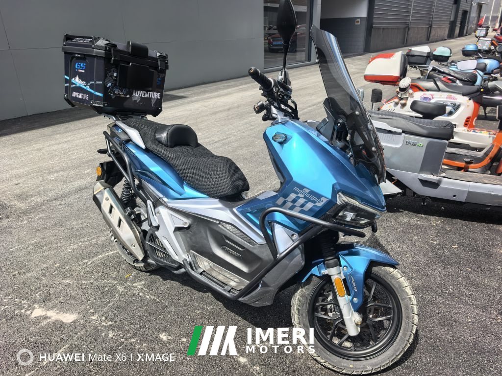 Buleisitong Polar Universe ADV150 - мотоцикл из Китая