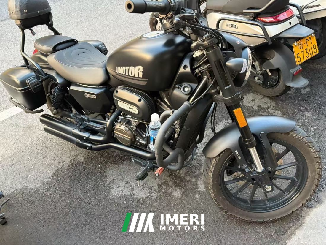 QJMOTOR Flash 250 - motorcycle from China