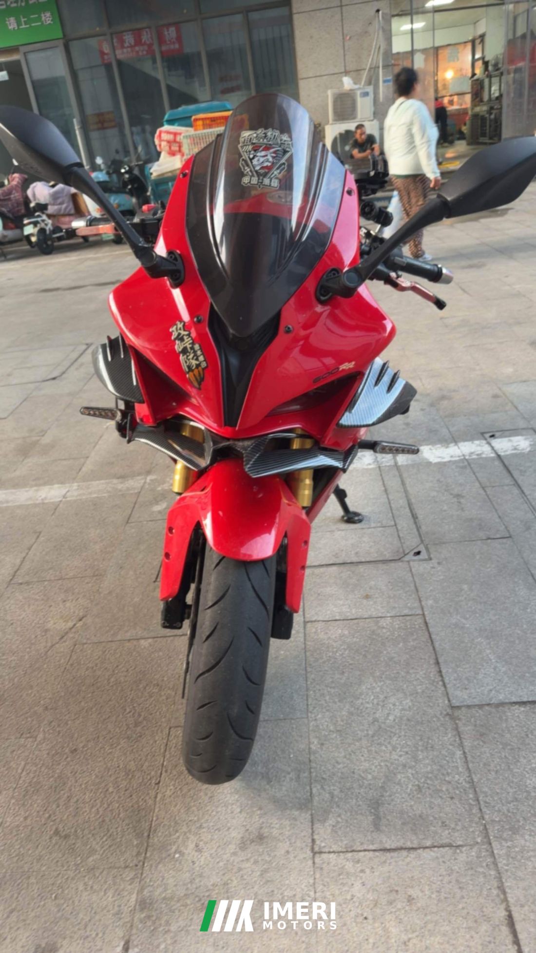 QJMOTOR SRK 600 - motorcycle from China