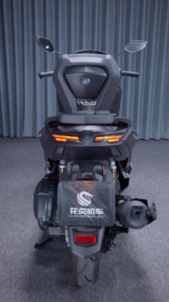 Yamaha NMAX 155 cc - ფოტო 9