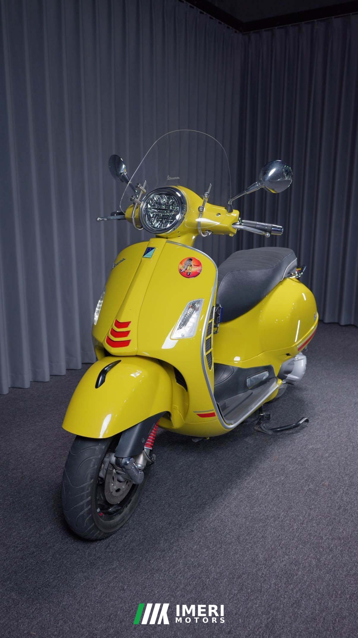 2022 VESPA GTS 300 cc