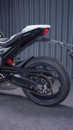 Triumph Daytona 660 - ფოტო 9