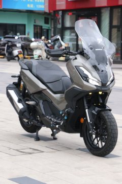 Honda ADV350 - ფოტო 1