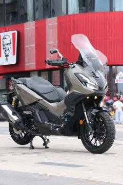 Honda ADV350 - ფოტო 5