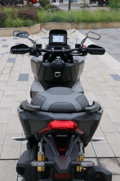 Honda ADV350 - ფოტო 9