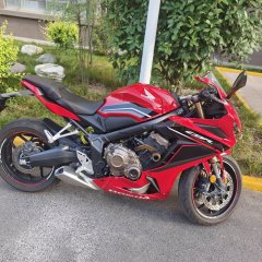 Honda CBR650R - ფოტო 1