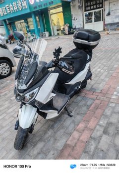 SYM Joymax F 300 - фото 2